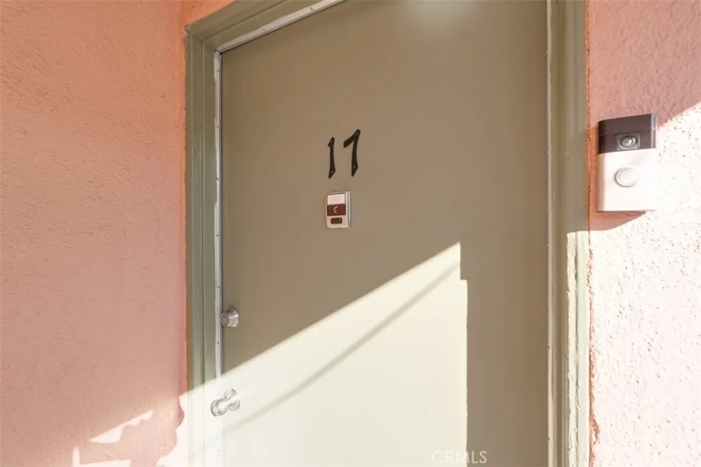 6652 Darby Avenue, Reseda, CA 91335 - Photo 5 of 35, Reseda, CA