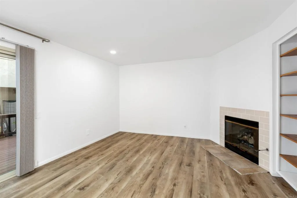 Photo #4: NDP2600756 Listing: Photo #4