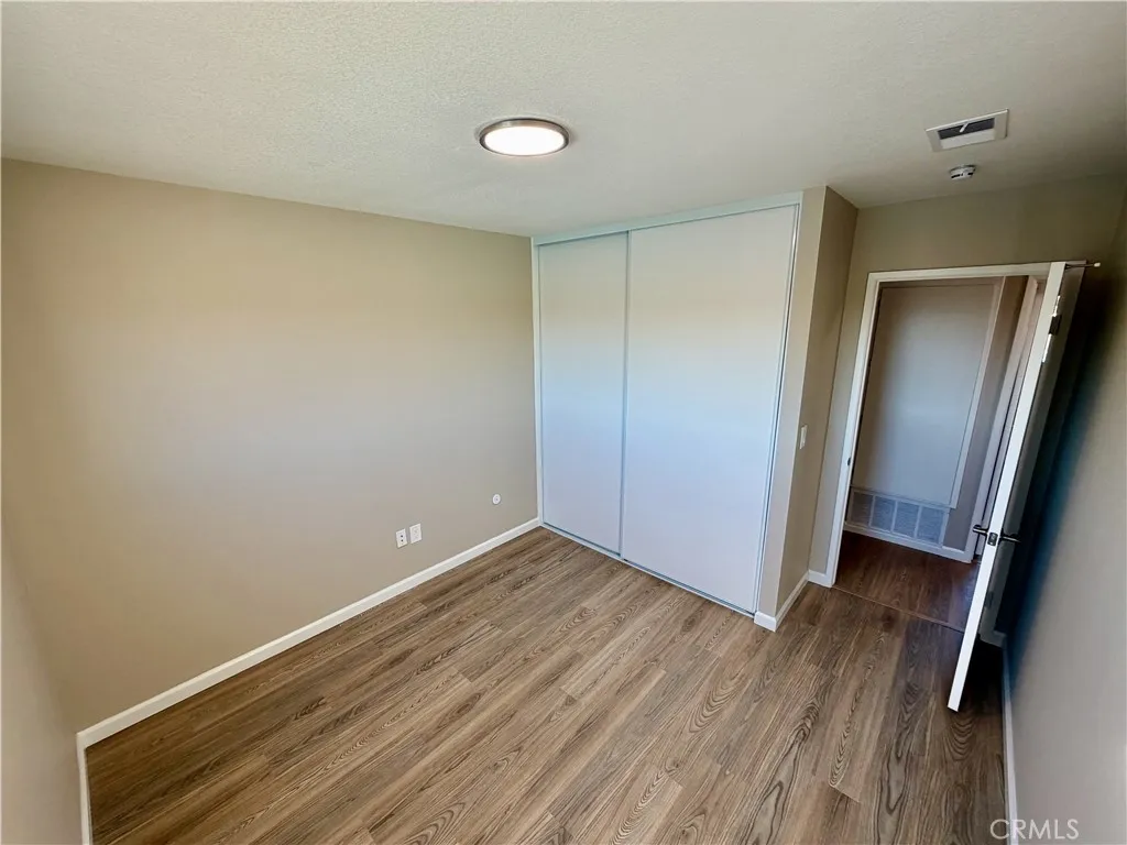 https://cdn.realtyfeed.com/cdn/127/306627159/8e5a0b5117f33f4848219976c72ca812.webp