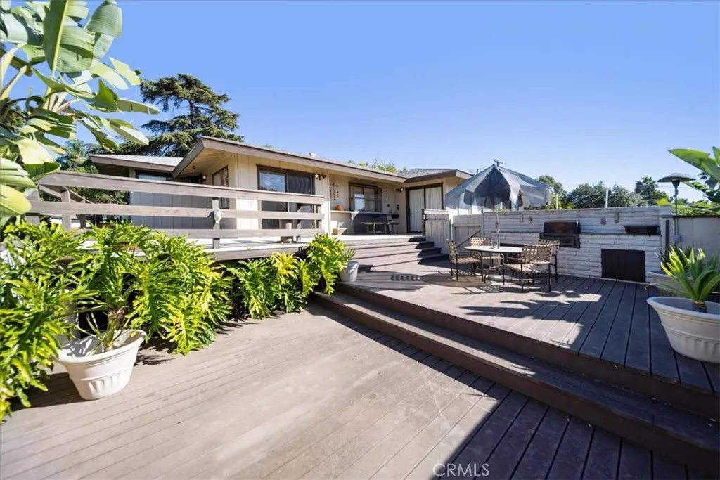 https://cdn.realtyfeed.com/cdn/127/306627166/54b37bff7f75eb61f4c6bf4022af0062.webp