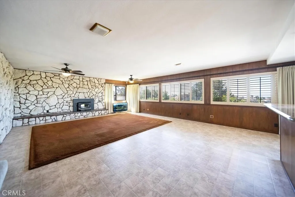 https://cdn.realtyfeed.com/cdn/127/306627166/60c9ad03457523f3183e2711349e1f3c.webp
