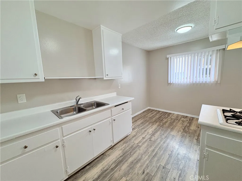 4920 Maine Avenue Unit J, Baldwin Park, CA 91706 - Photo 5 of 13, Baldwin Park, CA