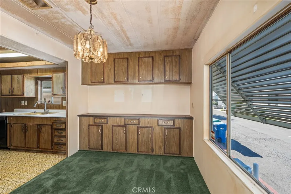 https://cdn.realtyfeed.com/cdn/127/306627251/32ab2f47c2a5a41117ab9a2e06924af5.webp