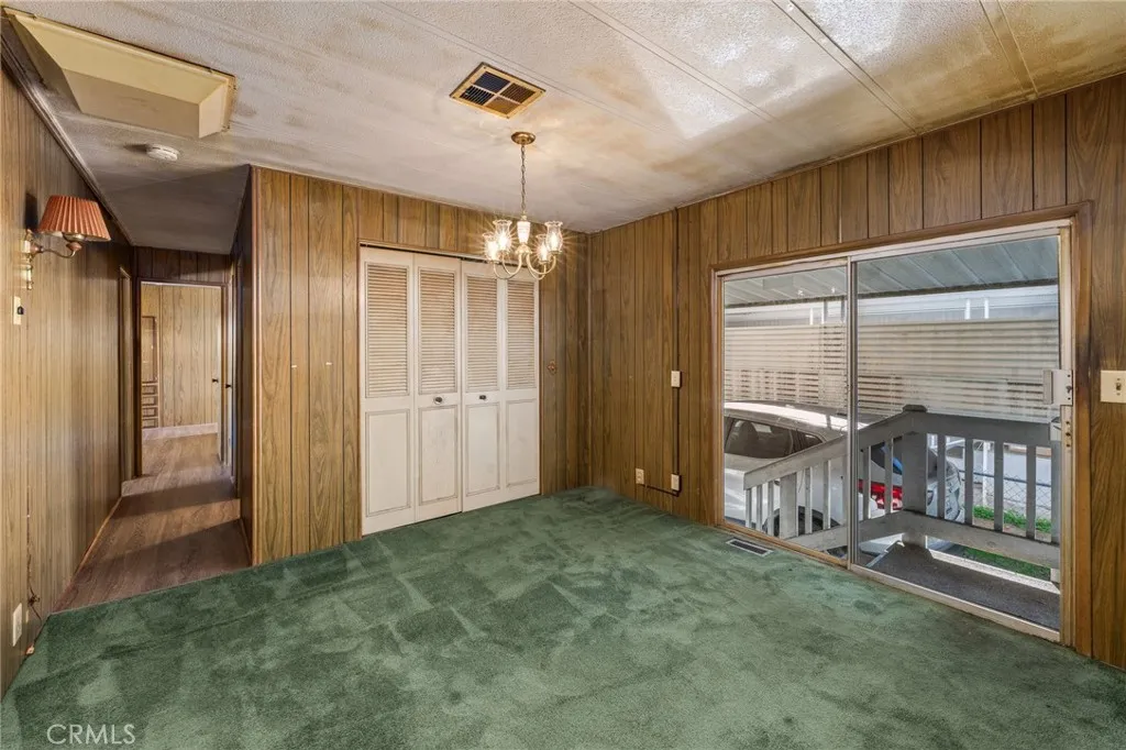 https://cdn.realtyfeed.com/cdn/127/306627251/3b8d5679e3711b65e4713b247d22db0c.webp