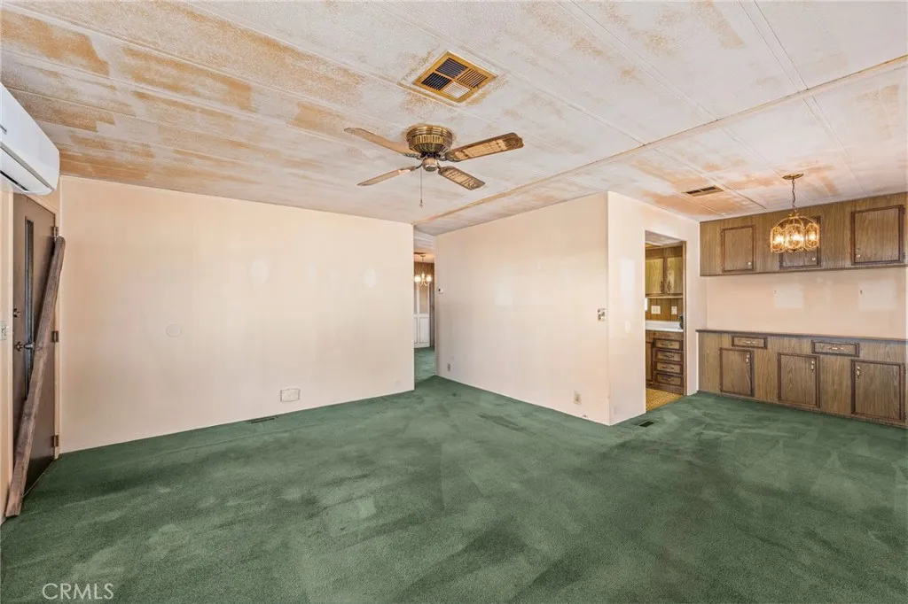 https://cdn.realtyfeed.com/cdn/127/306627251/6cf7bb305c8979ec091d0b12d1344f5e.webp