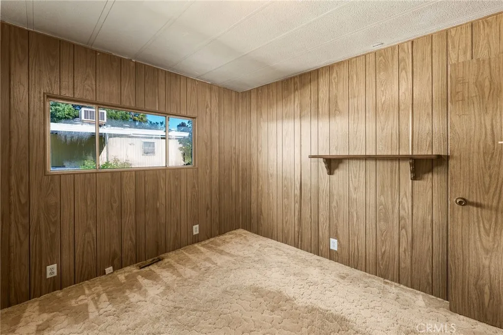 https://cdn.realtyfeed.com/cdn/127/306627251/90e08a513ba66b634520516fb7d28d8b.webp