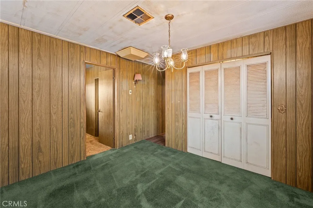 https://cdn.realtyfeed.com/cdn/127/306627251/b703afdc0115ac288027ee39739faaea.webp