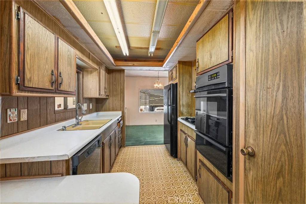 https://cdn.realtyfeed.com/cdn/127/306627251/cecfe0ca1bd2348fbe0590514e9e0df8.webp