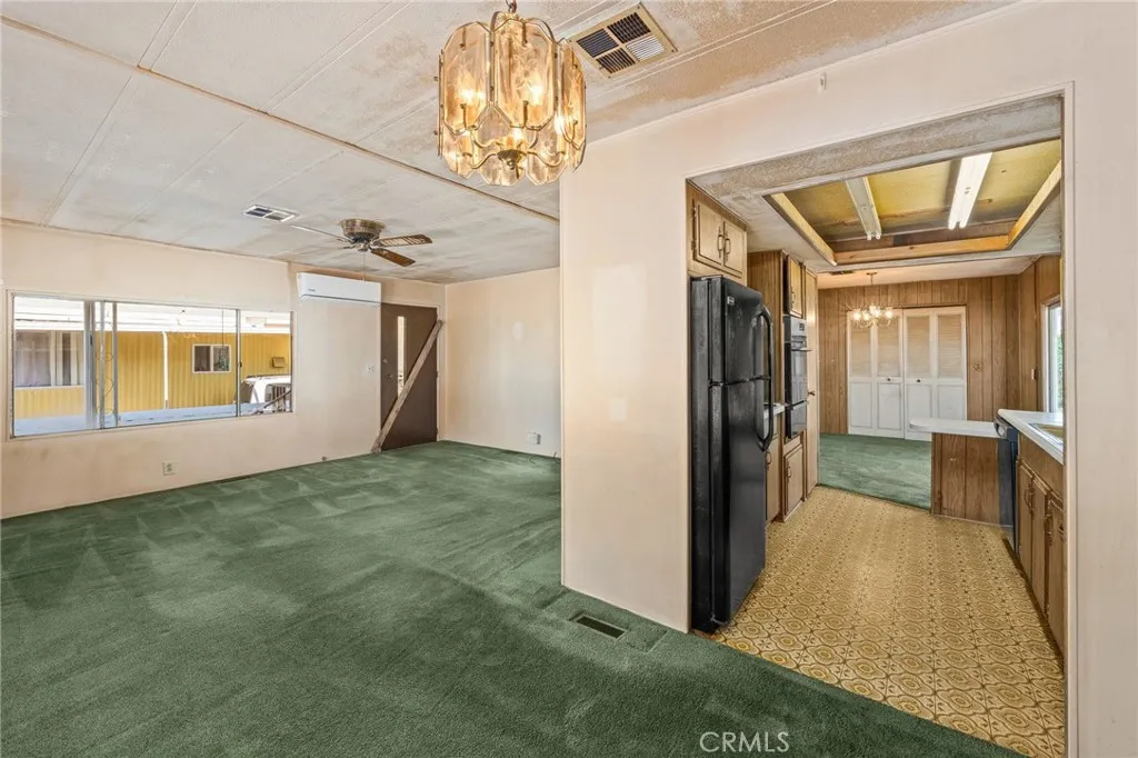 https://cdn.realtyfeed.com/cdn/127/306627251/d56348829d277291294d11e521a1b602.webp