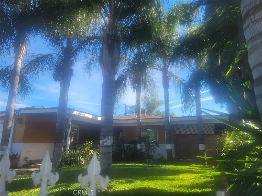12966 Crowley, Arleta, CA 91331 - Photo 2 of 13, Arleta, CA
