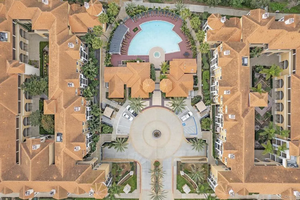 https://cdn.realtyfeed.com/cdn/127/306627274/12d74b7d6b11624fd2f4c43114b5b4a8.webp