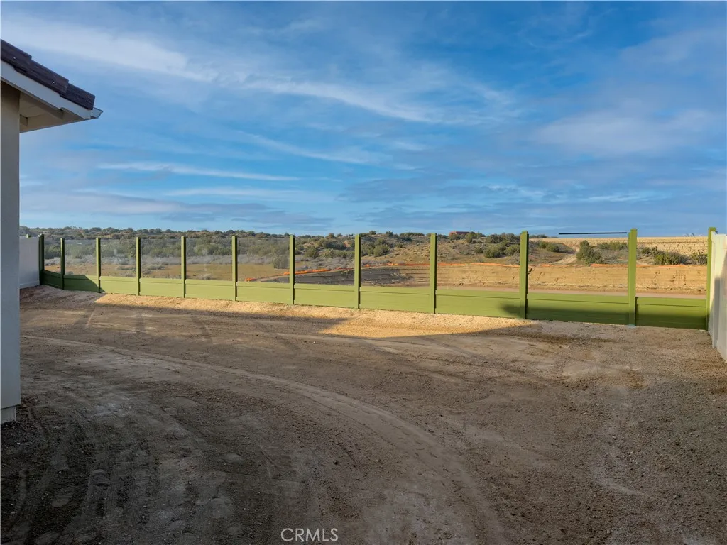 17136 Kent Street, Hesperia, CA 92345 - Photo 3 of 4, Hesperia, CA