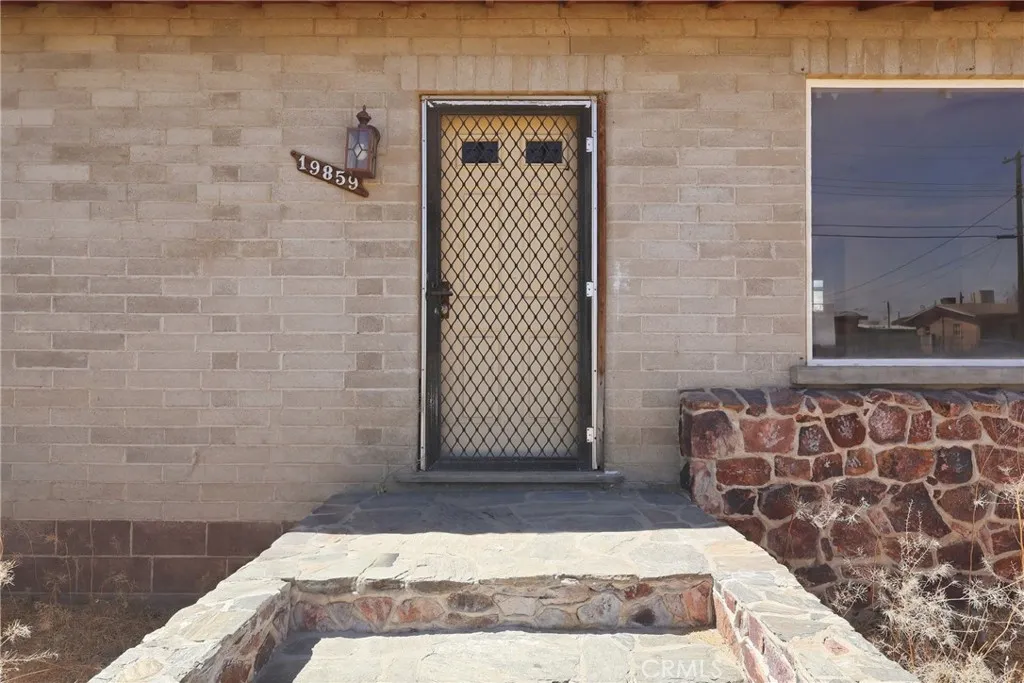 19859 Anahola Road, Helendale, CA 92342 - Photo 2 of 30, Helendale, CA