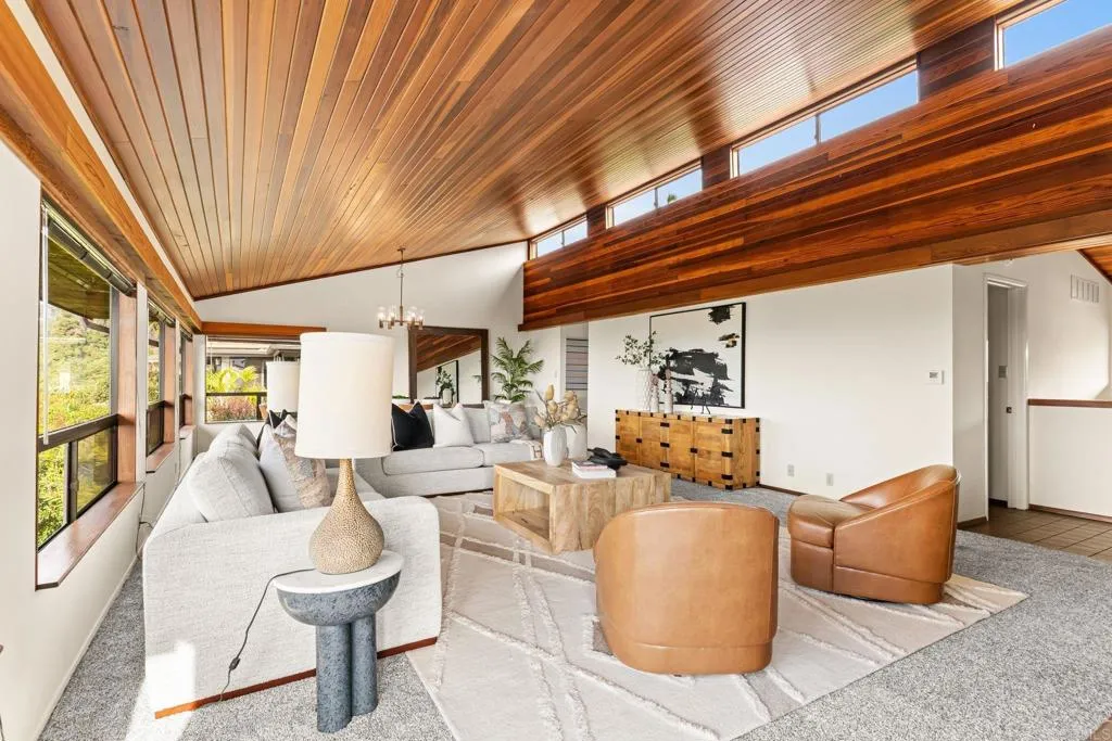 https://cdn.realtyfeed.com/cdn/127/306627379/2405a378a3db9fbecc6e0990b54cfe79.webp