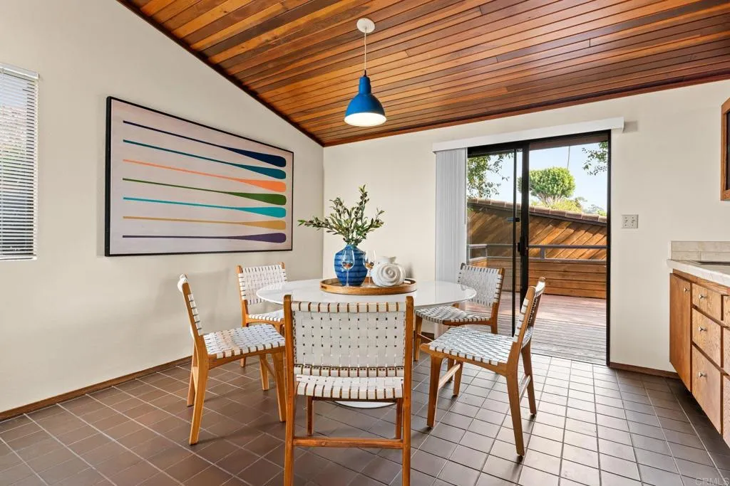https://cdn.realtyfeed.com/cdn/127/306627379/f9c7e24901e78edb6eadfc3514039f69.webp
