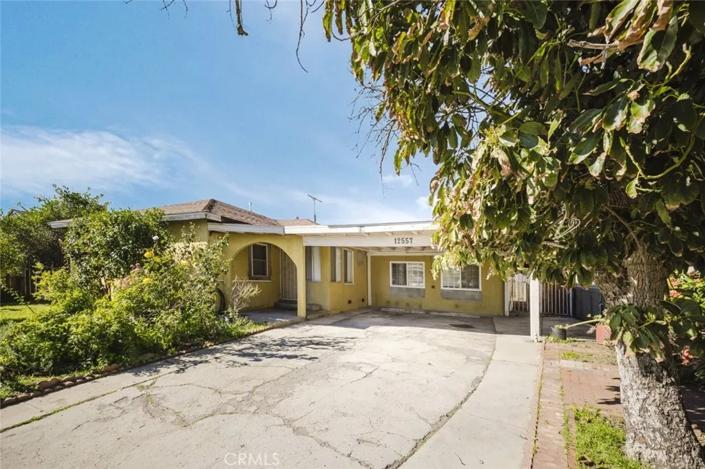 12557 Debell Street, Pacoima, CA 91331