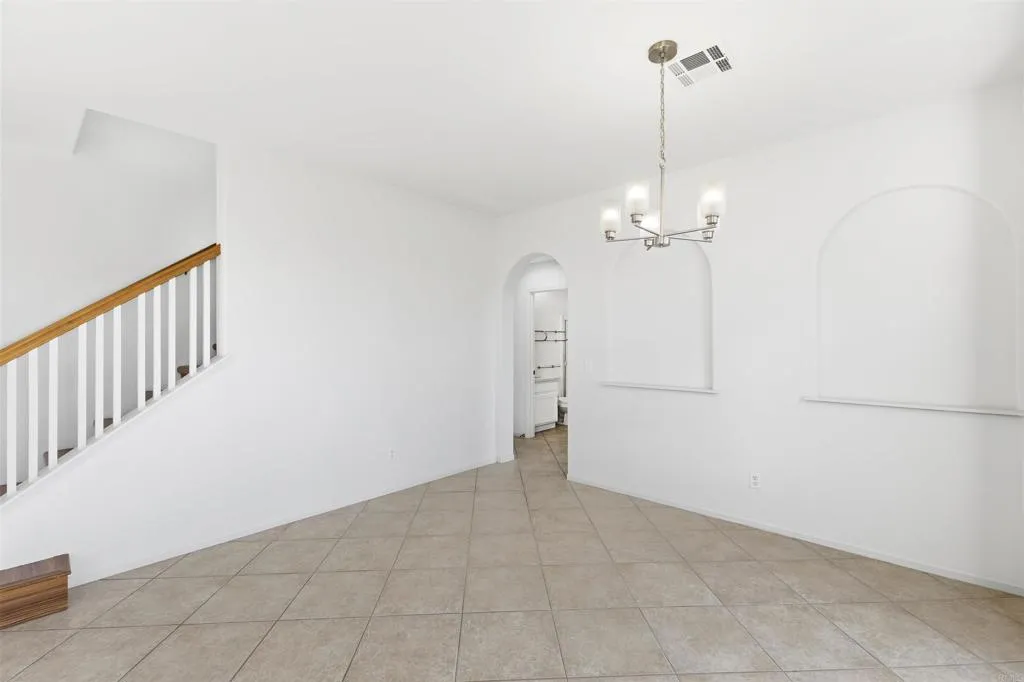 https://cdn.realtyfeed.com/cdn/127/306627419/0a75fa743c6bc050a844dd8c762ab549.webp