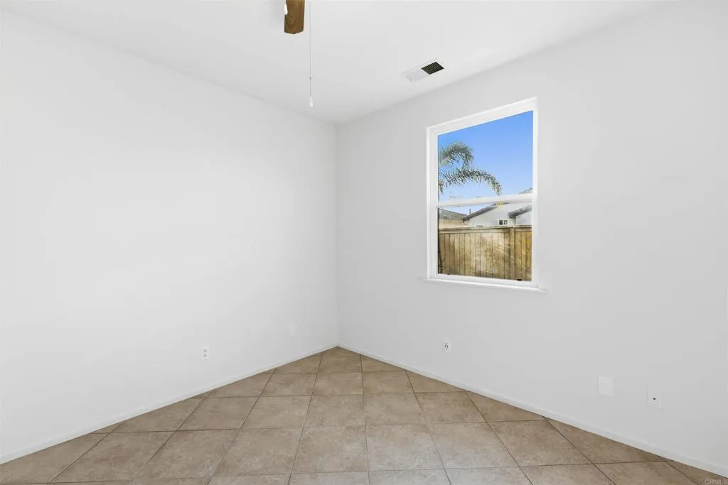 https://cdn.realtyfeed.com/cdn/127/306627419/19831f73afe5a6dc04ac64f3c18c7634.webp