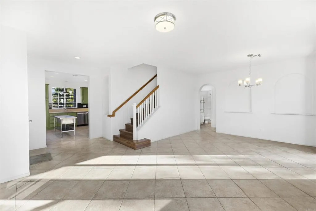 https://cdn.realtyfeed.com/cdn/127/306627419/26f61c8026586d79e8d8ec130ec28f56.webp