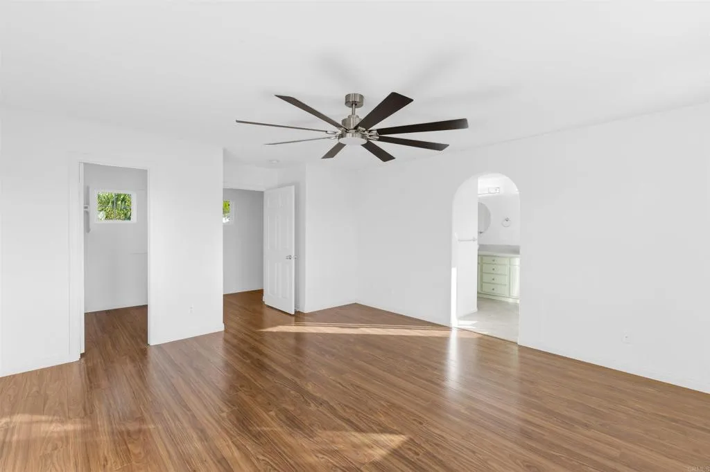 https://cdn.realtyfeed.com/cdn/127/306627419/c180be1aea954d2c97eff59fe12a5777.webp