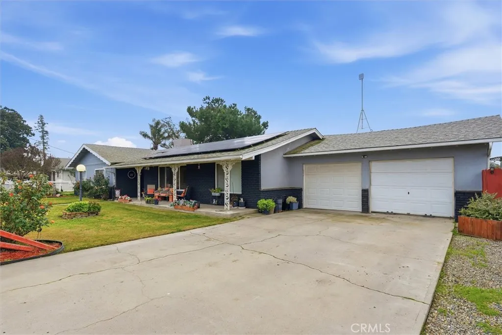 23468 Valeta Drive, Chowchilla, CA 93610 - Photo 4 of 35, Chowchilla, CA