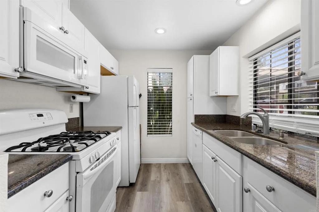 Photo #10: PTP2600645 Listing: Photo #10