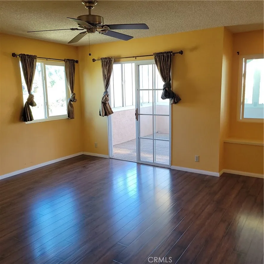 https://cdn.realtyfeed.com/cdn/127/306627463/533342d82cbb3ef64cc02f6f519bae6c.webp