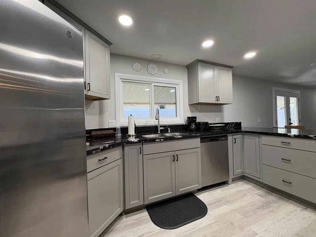 https://cdn.realtyfeed.com/cdn/127/306627504/805e72c28256f7688c49e38de466d523.webp