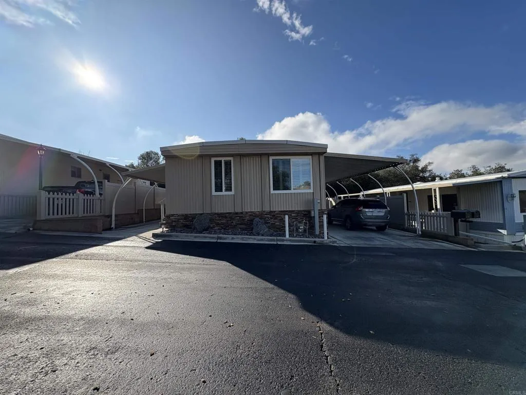 https://cdn.realtyfeed.com/cdn/127/306627504/d522629a8d41183d0c9179e338dfdf3c.webp