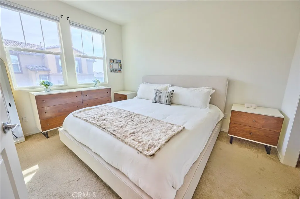 https://cdn.realtyfeed.com/cdn/127/306627505/53ac3b7d0efd81b485855040a8fcceca.webp