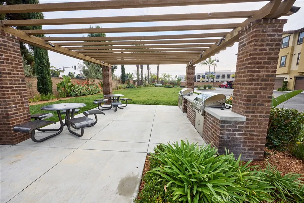 https://cdn.realtyfeed.com/cdn/127/306627505/5faf3da551b2325c53b33dded20025db.webp