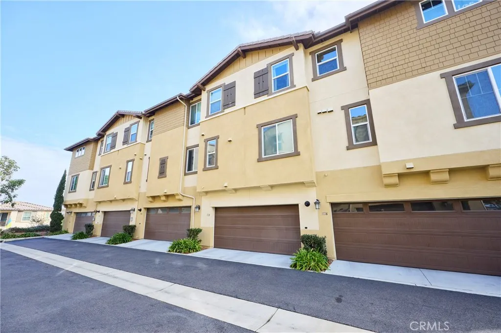 https://cdn.realtyfeed.com/cdn/127/306627505/a74a4c9eedca79c974550924ab283154.webp