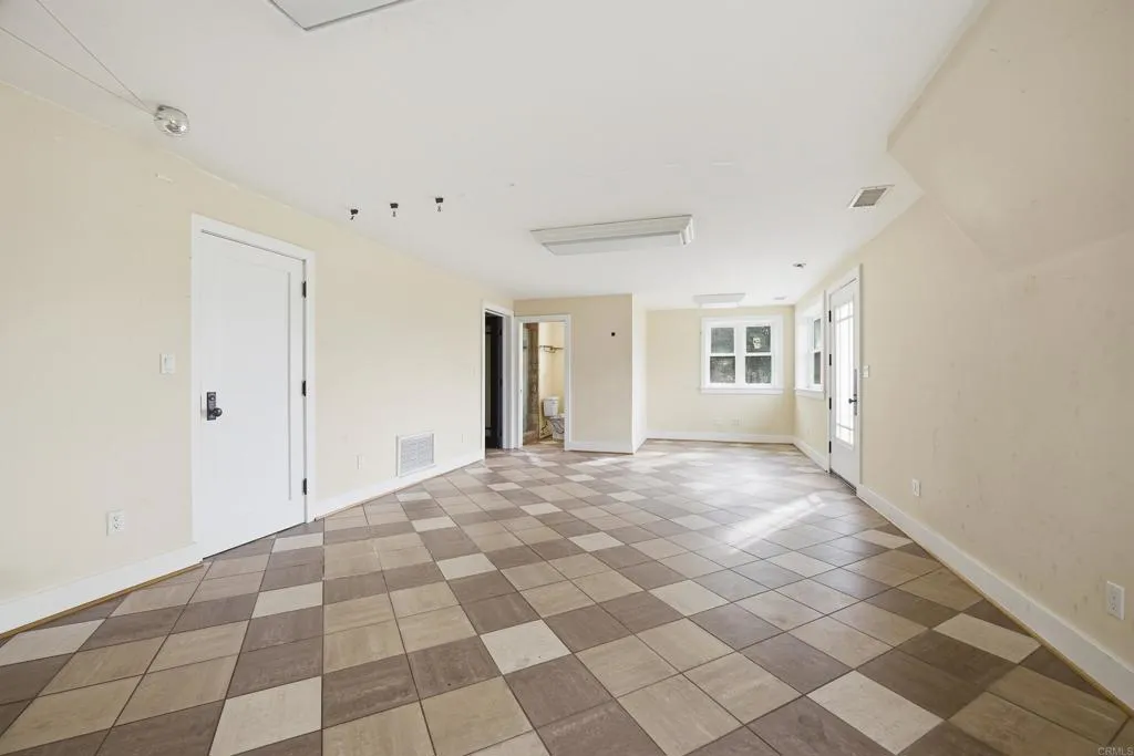 https://cdn.realtyfeed.com/cdn/127/306627514/0a1b9345854de61106d2ee1f0e7ffb69.webp