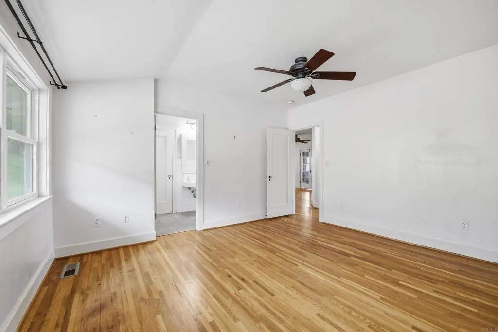 https://cdn.realtyfeed.com/cdn/127/306627514/a18ae67535e9d7a5e1ad49d48f2b65cb.webp
