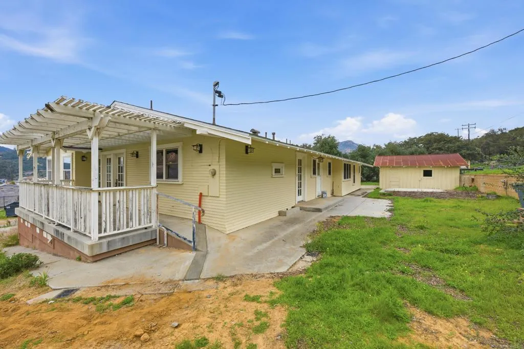 https://cdn.realtyfeed.com/cdn/127/306627514/ab5804315bffe98228d537a89920ab3d.webp