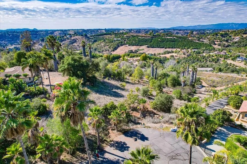 https://cdn.realtyfeed.com/cdn/127/306627536/91507747e97117ad9acbf6c055d2dbd5.webp