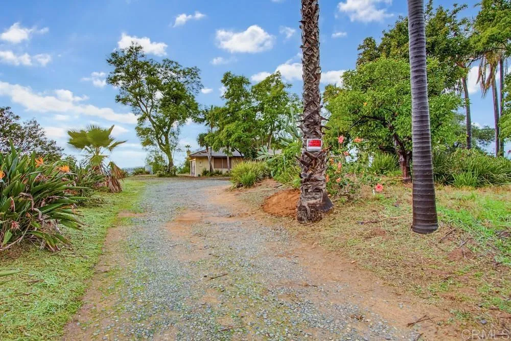 https://cdn.realtyfeed.com/cdn/127/306627536/ad7026f3fac305e7dfcdb2119c425455.webp