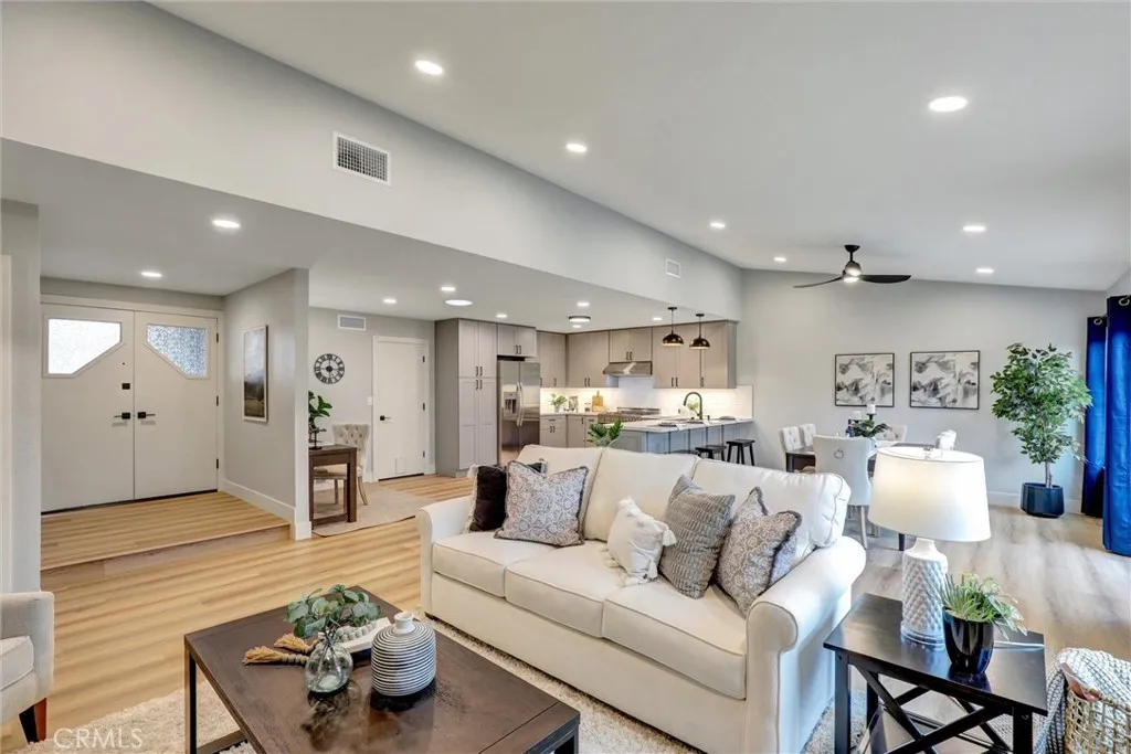 27831 Siruela, Mission Viejo, CA 92692 - Photo 4 of 35, Mission Viejo, CA