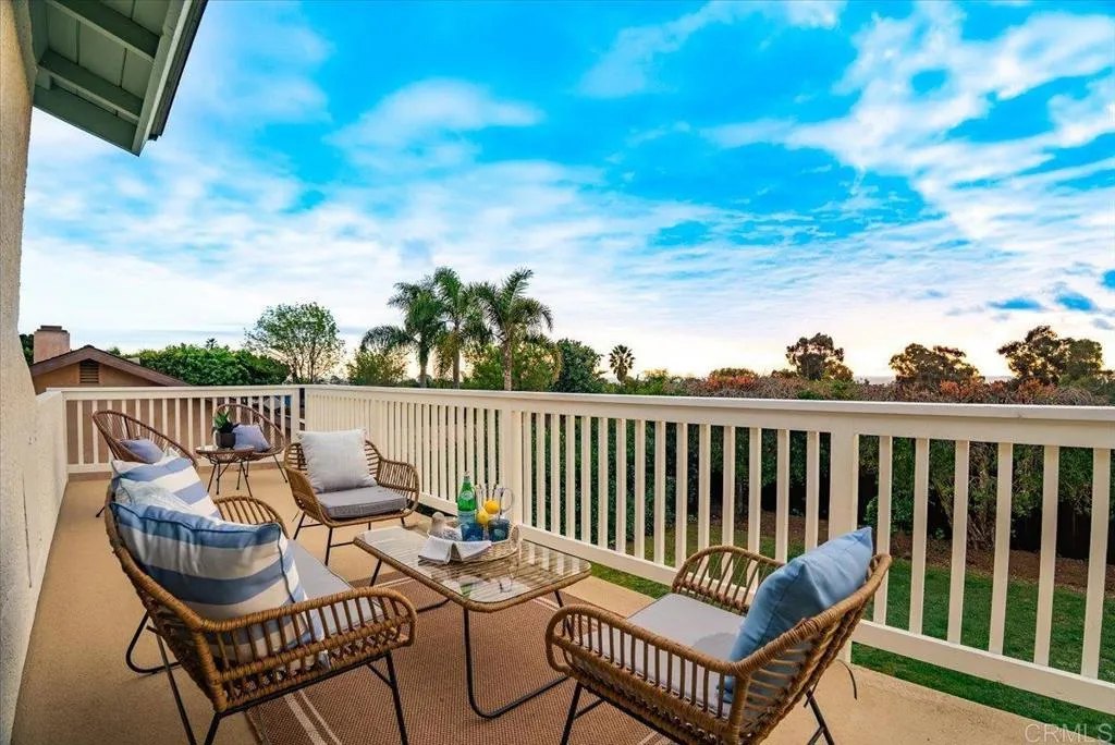 https://cdn.realtyfeed.com/cdn/127/306627611/ad26432e80e9d1717923646f935114e8.webp