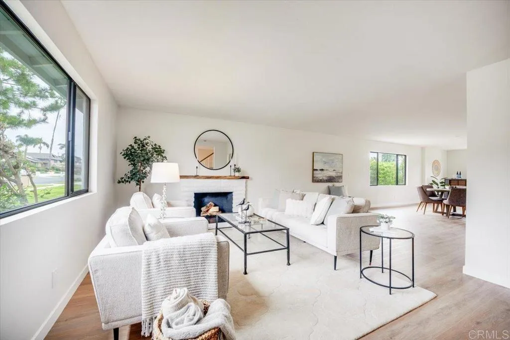 https://cdn.realtyfeed.com/cdn/127/306627611/c1b944f4184e29878259d5960ae229c5.webp