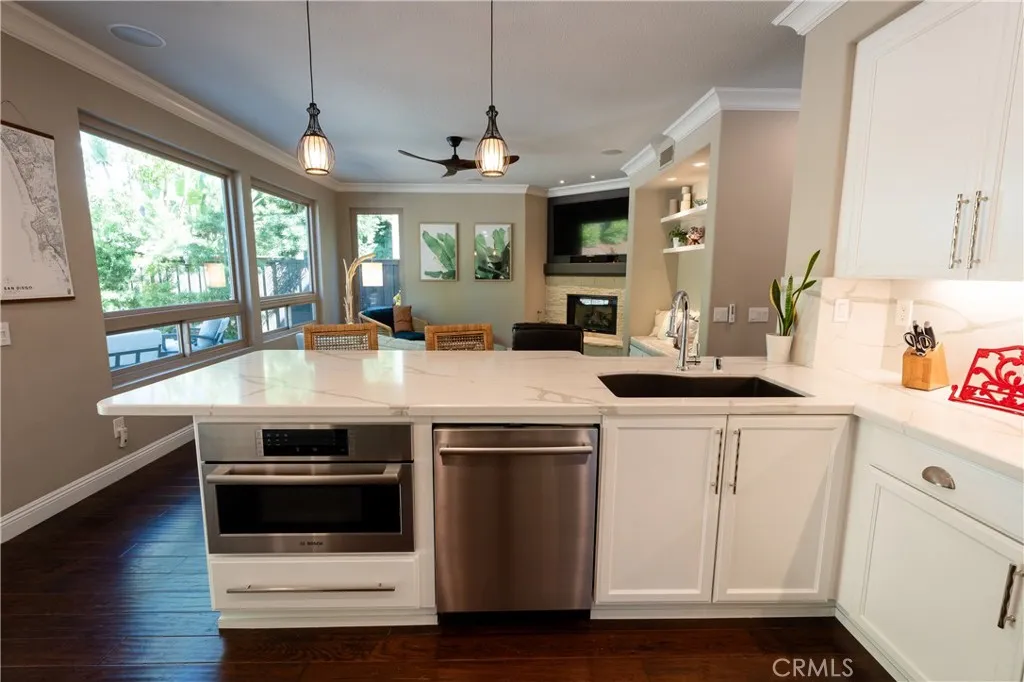 https://cdn.realtyfeed.com/cdn/127/306627629/913e49a521adbc009e4a05bbca1c2073.webp