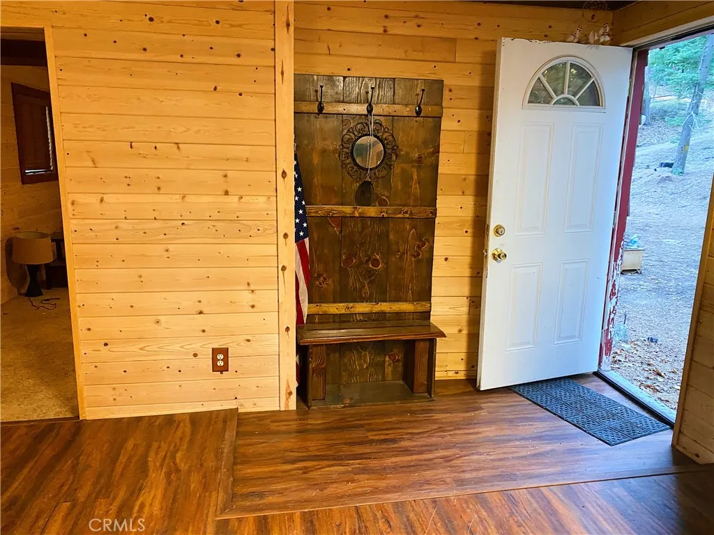 https://cdn.realtyfeed.com/cdn/127/306627634/448dd97dfa2f291dde4e8b6d2f84086e.webp