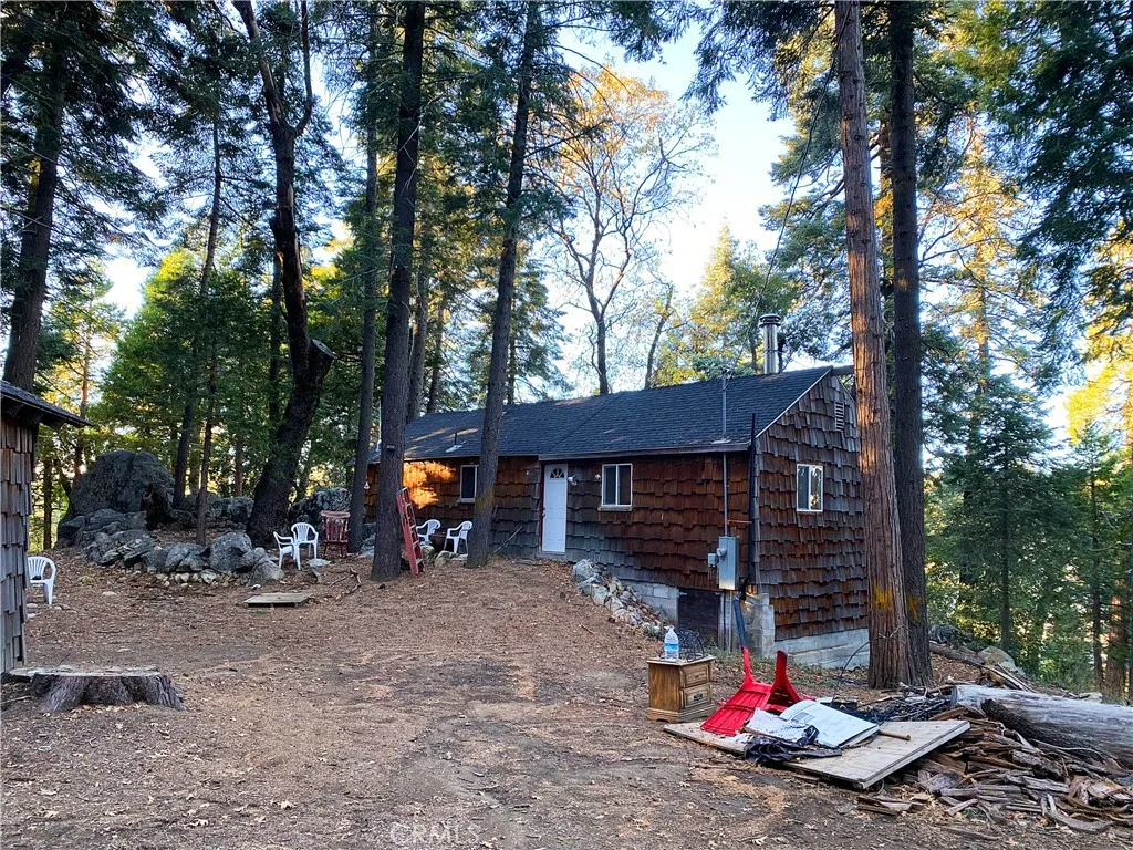 https://cdn.realtyfeed.com/cdn/127/306627634/77ea0cc0935d2295b595d8d0320ce1d8.webp