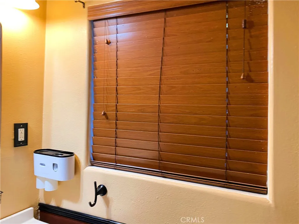 https://cdn.realtyfeed.com/cdn/127/306627634/9e83bd1f49328c3a313ef1ecdd95b6ed.webp