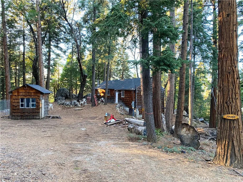 https://cdn.realtyfeed.com/cdn/127/306627634/efd136317d7e5efff7db2fc9b0c96f0b.webp