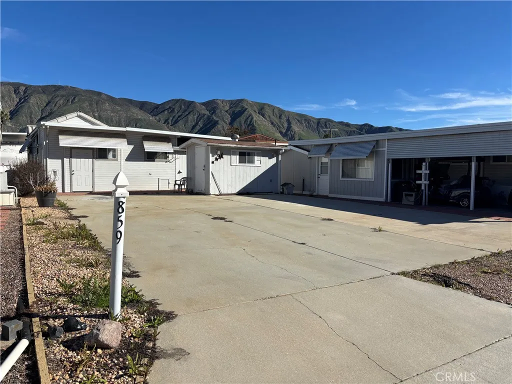 listing main picture