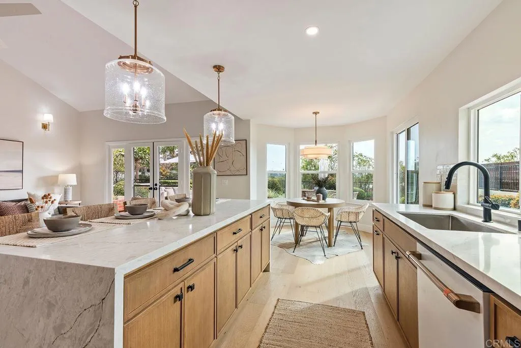 https://cdn.realtyfeed.com/cdn/127/306627699/c49f9973010eadaca630115cbaddc7af.webp