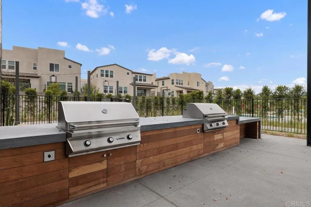 https://cdn.realtyfeed.com/cdn/127/306627726/06e63f749a46786119c7609511fc610d.webp