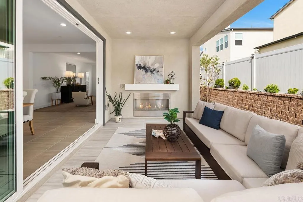 https://cdn.realtyfeed.com/cdn/127/306627726/1dd0b19ea31c2ef74272f885c5429ad3.webp