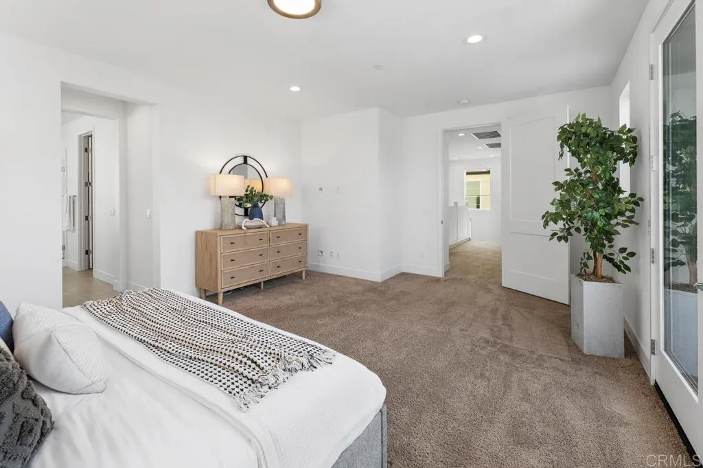 https://cdn.realtyfeed.com/cdn/127/306627726/22438ce1a15ba3ac99de2dcf27d9177d.webp